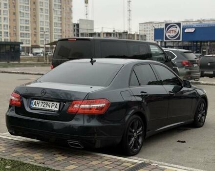 Серый Мерседес Е-Класс, объемом двигателя 2.2 л и пробегом 290 тыс. км за 10700 $, фото 6 на Automoto.ua