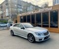 Сірий Мерседес Е-Клас, об'ємом двигуна 55 л та пробігом 80 тис. км за 48000 $, фото 2 на Automoto.ua