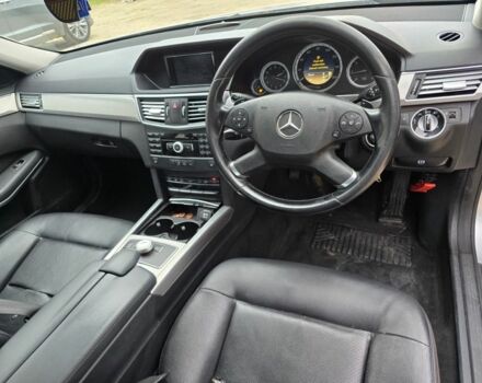 Мерседес Е-Клас 2012 у Львові на Automoto.ua Сірий Мерседес Е-Клас, об'ємом двигуна 2.2 л та пробігом 200 тис. км за 5200 $, фото 6 на Automoto.ua