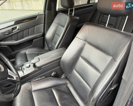 Серый Мерседес Е-Класс, объемом двигателя 2.2 л и пробегом 291 тыс. км за 11800 $, фото 16 на Automoto.ua