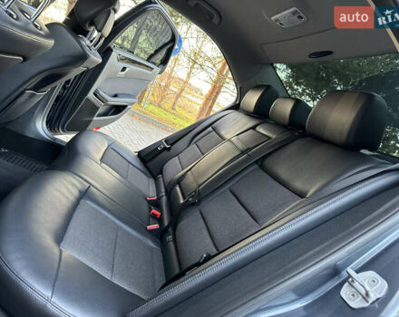 Серый Мерседес Е-Класс, объемом двигателя 2.2 л и пробегом 232 тыс. км за 16300 $, фото 107 на Automoto.ua