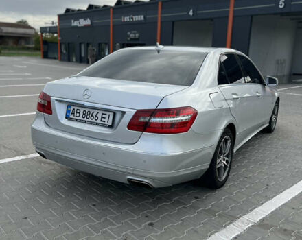 Серый Мерседес Е-Класс, объемом двигателя 2.2 л и пробегом 250 тыс. км за 13500 $, фото 8 на Automoto.ua