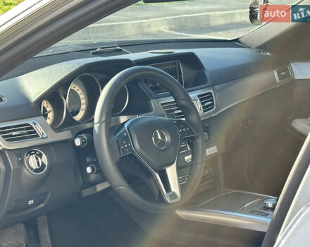 Серый Мерседес Е-Класс, объемом двигателя 2.14 л и пробегом 338 тыс. км за 16400 $, фото 13 на Automoto.ua