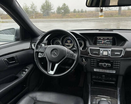 Серый Мерседес Е-Класс, объемом двигателя 2.14 л и пробегом 230 тыс. км за 18000 $, фото 14 на Automoto.ua