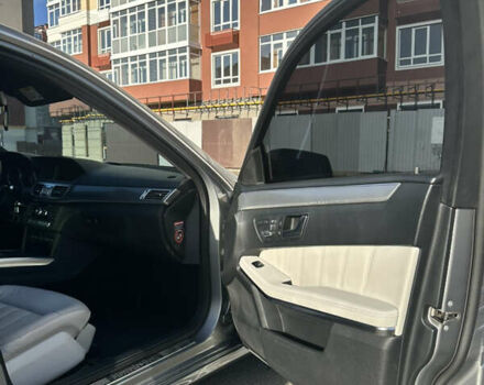 Серый Мерседес Е-Класс, объемом двигателя 2.14 л и пробегом 338 тыс. км за 16400 $, фото 18 на Automoto.ua