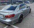 Сірий Мерседес Е-Клас, об'ємом двигуна 2.1 л та пробігом 402 тис. км за 17500 $, фото 10 на Automoto.ua