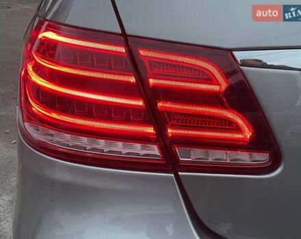 Мерседес Е-Клас 2013 у Києві на Automoto.ua Сірий Мерседес Е-Клас, об'ємом двигуна 2 л та пробігом 175 тис. км за 18490 $, фото 31 на Automoto.ua