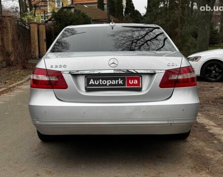 Серый Мерседес Е-Класс, объемом двигателя 2.2 л и пробегом 248 тыс. км за 12490 $, фото 11 на Automoto.ua
