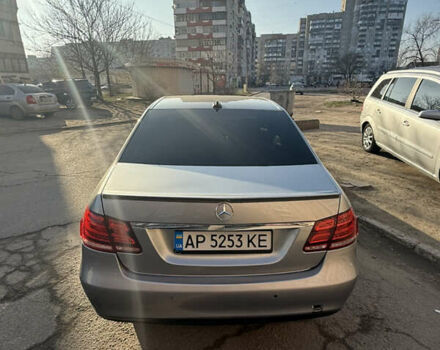 Серый Мерседес Е-Класс, объемом двигателя 2.14 л и пробегом 600 тыс. км за 10000 $, фото 8 на Automoto.ua