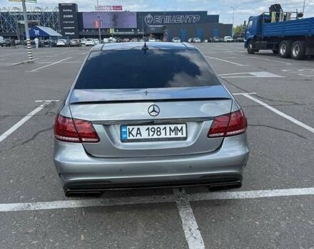 Сірий Мерседес Е-Клас, об'ємом двигуна 2.1 л та пробігом 402 тис. км за 17500 $, фото 4 на Automoto.ua