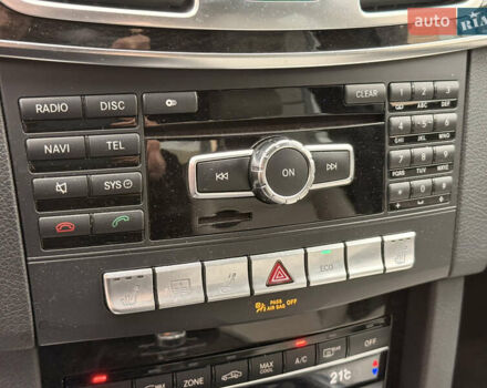 Сірий Мерседес Е-Клас, об'ємом двигуна 2.14 л та пробігом 147 тис. км за 17000 $, фото 10 на Automoto.ua