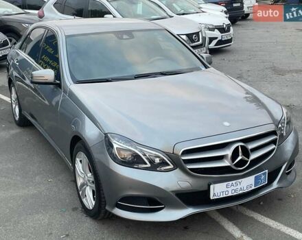 Мерседес Е-Клас 2013 у Києві на Automoto.ua Сірий Мерседес Е-Клас, об'ємом двигуна 2 л та пробігом 175 тис. км за 18490 $, фото 18 на Automoto.ua