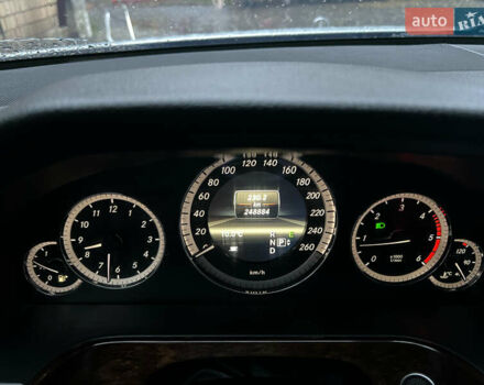 Сірий Мерседес Е-Клас, об'ємом двигуна 2.14 л та пробігом 248 тис. км за 12500 $, фото 16 на Automoto.ua