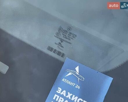 Мерседес Е-Клас 2013 у Києві на Automoto.ua Сірий Мерседес Е-Клас, об'ємом двигуна 2 л та пробігом 175 тис. км за 18490 $, фото 25 на Automoto.ua