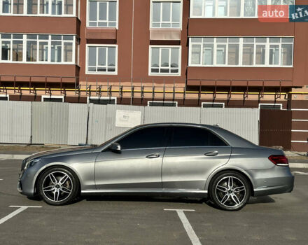 Серый Мерседес Е-Класс, объемом двигателя 2.14 л и пробегом 338 тыс. км за 16400 $, фото 7 на Automoto.ua