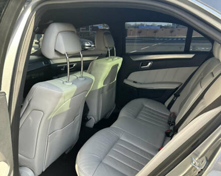 Серый Мерседес Е-Класс, объемом двигателя 2.14 л и пробегом 338 тыс. км за 16400 $, фото 21 на Automoto.ua