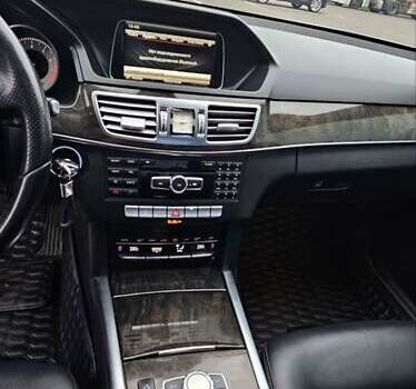 Серый Мерседес Е-Класс, объемом двигателя 3.5 л и пробегом 230 тыс. км за 15200 $, фото 15 на Automoto.ua