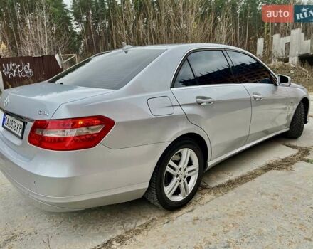 Сірий Мерседес Е-Клас, об'ємом двигуна 2.14 л та пробігом 248 тис. км за 12500 $, фото 7 на Automoto.ua