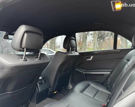 Серый Мерседес Е-Класс, объемом двигателя 2.2 л и пробегом 248 тыс. км за 12490 $, фото 25 на Automoto.ua