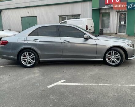 Мерседес Е-Клас 2013 у Києві на Automoto.ua Сірий Мерседес Е-Клас, об'ємом двигуна 2 л та пробігом 175 тис. км за 18490 $, фото 11 на Automoto.ua