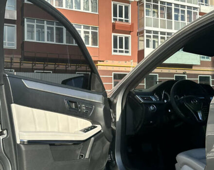 Серый Мерседес Е-Класс, объемом двигателя 2.14 л и пробегом 338 тыс. км за 16400 $, фото 16 на Automoto.ua