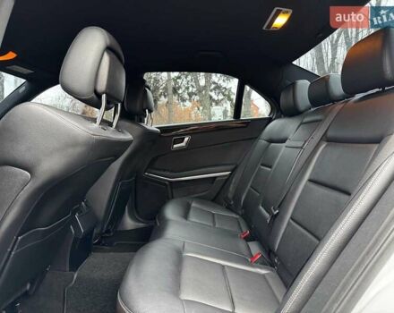 Серый Мерседес Е-Класс, объемом двигателя 2.2 л и пробегом 248 тыс. км за 12490 $, фото 24 на Automoto.ua