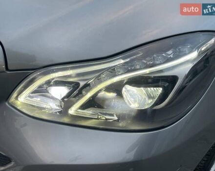 Мерседес Е-Клас 2013 у Києві на Automoto.ua Сірий Мерседес Е-Клас, об'ємом двигуна 2 л та пробігом 175 тис. км за 18490 $, фото 14 на Automoto.ua