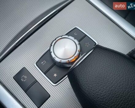 Мерседес Е-Клас 2013 у Києві на Automoto.ua Сірий Мерседес Е-Клас, об'ємом двигуна 2 л та пробігом 175 тис. км за 18490 $, фото 45 на Automoto.ua