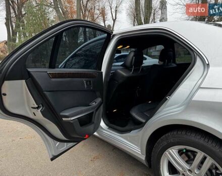 Серый Мерседес Е-Класс, объемом двигателя 2.2 л и пробегом 248 тыс. км за 12490 $, фото 21 на Automoto.ua