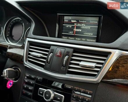 Серый Мерседес Е-Класс, объемом двигателя 2.2 л и пробегом 248 тыс. км за 12490 $, фото 32 на Automoto.ua