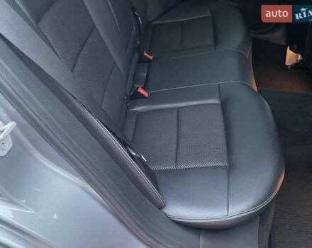 Мерседес Е-Клас 2013 у Києві на Automoto.ua Сірий Мерседес Е-Клас, об'ємом двигуна 2 л та пробігом 175 тис. км за 18490 $, фото 51 на Automoto.ua