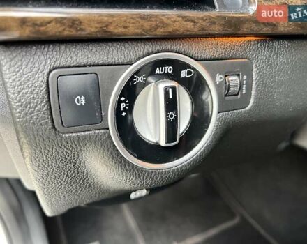 Сірий Мерседес Е-Клас, об'ємом двигуна 2.14 л та пробігом 248 тис. км за 12500 $, фото 17 на Automoto.ua