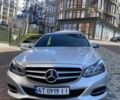 Сірий Мерседес Е-Клас, об'ємом двигуна 1.99 л та пробігом 133 тис. км за 19200 $, фото 1 на Automoto.ua