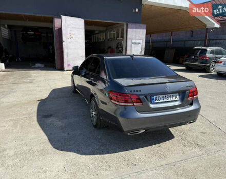 Мерседес Е-Класс 2013 в Ужгороде на Automoto.ua Серый Мерседес Е-Класс, объемом двигателя 2.99 л и пробегом 168 тыс. км за 27000 $, фото 5 на Automoto.ua