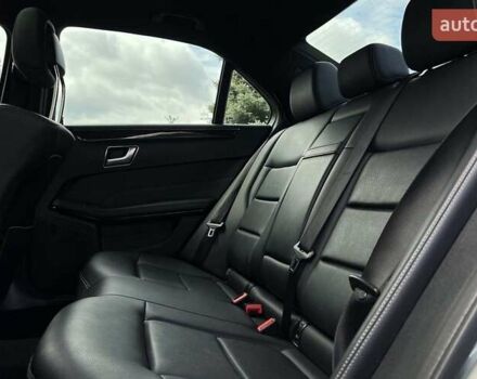 Серый Мерседес Е-Класс, объемом двигателя 3.5 л и пробегом 168 тыс. км за 16999 $, фото 18 на Automoto.ua