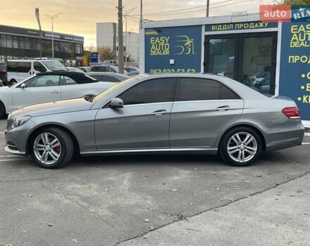 Мерседес Е-Клас 2013 у Києві на Automoto.ua Сірий Мерседес Е-Клас, об'ємом двигуна 2 л та пробігом 175 тис. км за 18490 $, фото 5 на Automoto.ua