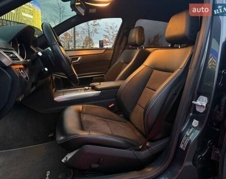 Мерседес Е-Клас 2014 у Києві на Automoto.ua Сірий Мерседес Е-Клас, об'ємом двигуна 2.99 л та пробігом 300 тис. км за 24790 $, фото 6 на Automoto.ua