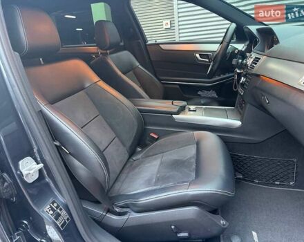 Серый Мерседес Е-Класс, объемом двигателя 2.99 л и пробегом 300 тыс. км за 22990 $, фото 10 на Automoto.ua