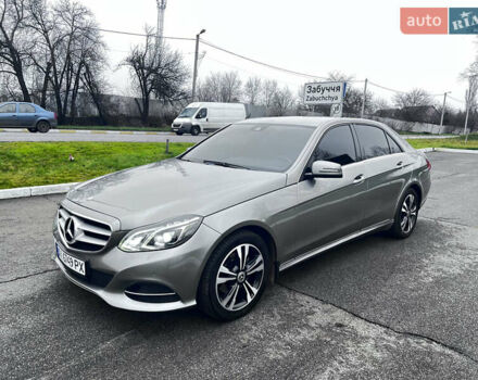 Серый Мерседес Е-Класс, объемом двигателя 2.2 л и пробегом 295 тыс. км за 18700 $, фото 44 на Automoto.ua