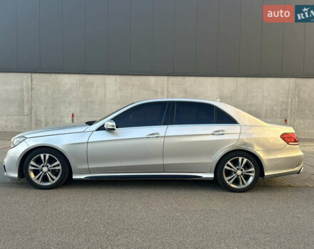 Серый Мерседес Е-Класс, объемом двигателя 2.14 л и пробегом 173 тыс. км за 17500 $, фото 7 на Automoto.ua