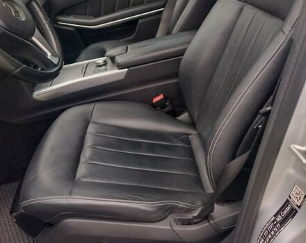 Серый Мерседес Е-Класс, объемом двигателя 2.1 л и пробегом 298 тыс. км за 17200 $, фото 11 на Automoto.ua