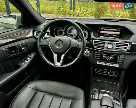 Сірий Мерседес Е-Клас, об'ємом двигуна 2 л та пробігом 91 тис. км за 20900 $, фото 38 на Automoto.ua