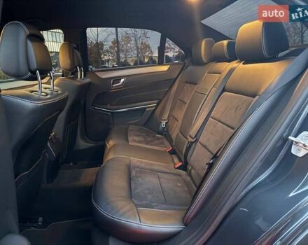 Мерседес Е-Клас 2014 у Києві на Automoto.ua Сірий Мерседес Е-Клас, об'ємом двигуна 2.99 л та пробігом 300 тис. км за 24790 $, фото 7 на Automoto.ua