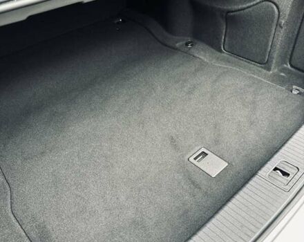 Серый Мерседес Е-Класс, объемом двигателя 2.2 л и пробегом 84 тыс. км за 22700 $, фото 34 на Automoto.ua