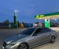 Серый Мерседес Е-Класс, объемом двигателя 2.2 л и пробегом 104 тыс. км за 20800 $, фото 1 на Automoto.ua