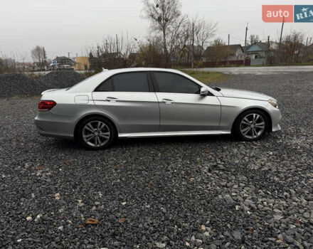 Сірий Мерседес Е-Клас, об'ємом двигуна 2.2 л та пробігом 258 тис. км за 16499 $, фото 41 на Automoto.ua