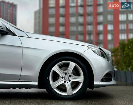 Сірий Мерседес Е-Клас, об'ємом двигуна 2 л та пробігом 91 тис. км за 20900 $, фото 12 на Automoto.ua