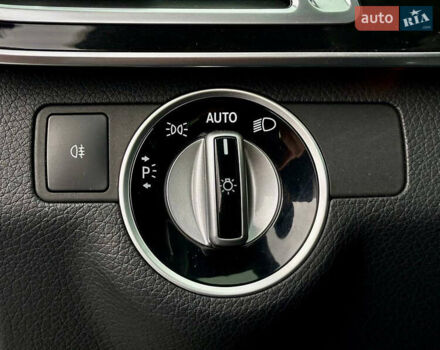 Сірий Мерседес Е-Клас, об'ємом двигуна 2 л та пробігом 91 тис. км за 20900 $, фото 27 на Automoto.ua