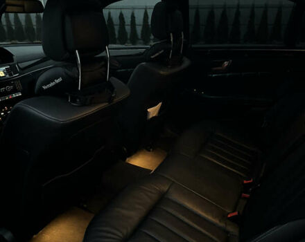 Серый Мерседес Е-Класс, объемом двигателя 2.14 л и пробегом 217 тыс. км за 18200 $, фото 10 на Automoto.ua