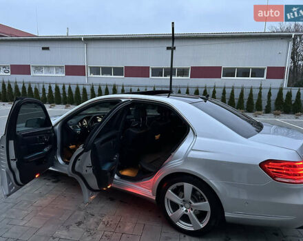 Серый Мерседес Е-Класс, объемом двигателя 2.14 л и пробегом 217 тыс. км за 18200 $, фото 5 на Automoto.ua